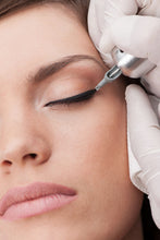 Load image into Gallery viewer, Top Eyeliner Service
