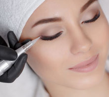 Load image into Gallery viewer, Top Eyeliner Service
